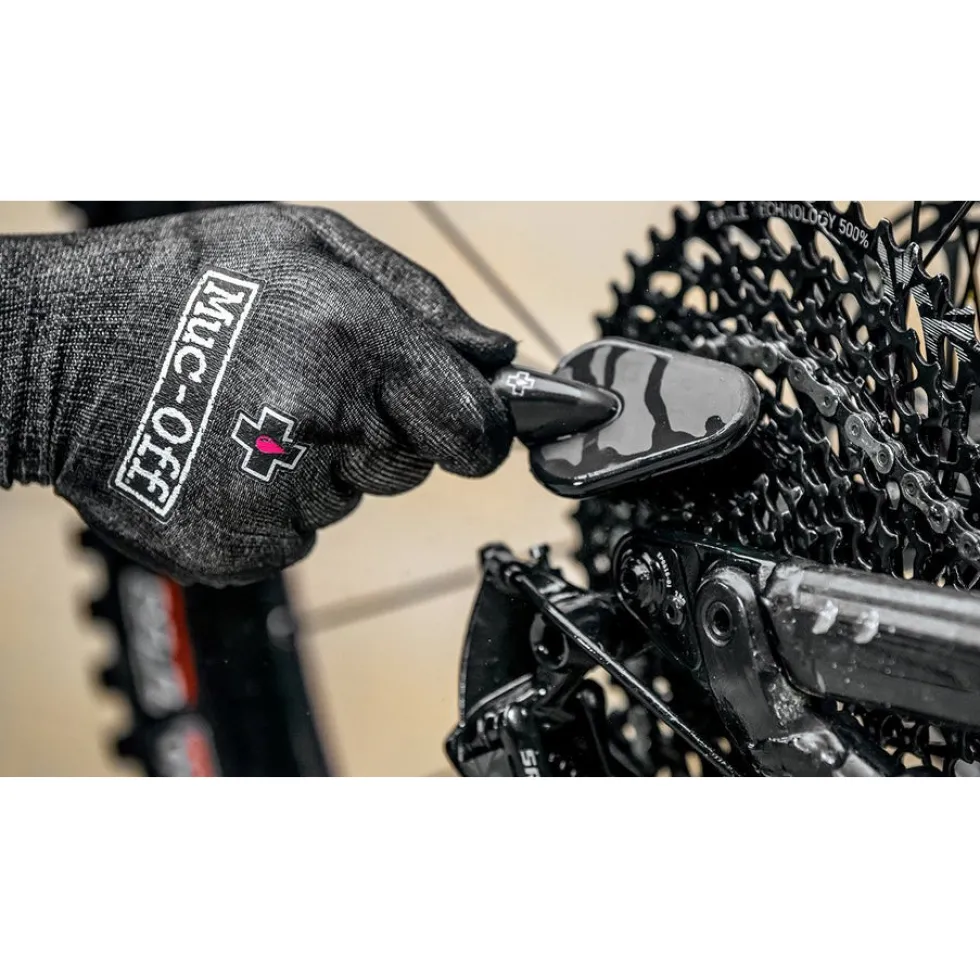 Muc-Off Detailing Brush