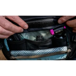 Muc-Off Puncture Plug Tubeless Bandenreparatieset - zwart