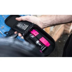 Zadeltassen < Muc-Off Zadeltas - 0.7L - zwart