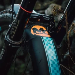 Spatborden < Mudhugger EVO Bolt-On Adapter for RockShox Zeb & Domain Forks