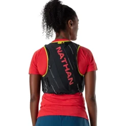 Nathan Sports Pinnacle 4L Women's Hydration Pack - black / hibiscus