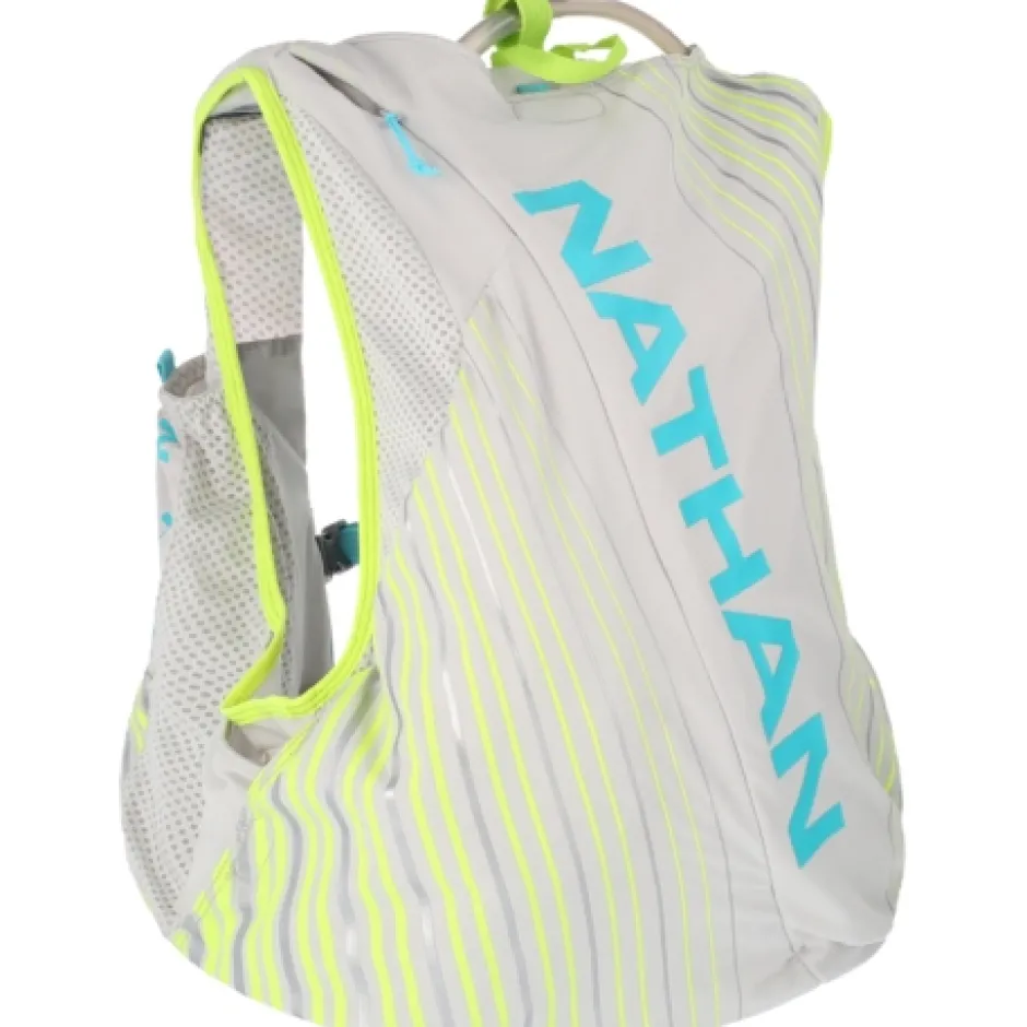 Rugzakken & Drinksystemen < Nathan Sports Pinnacle 12L de Hardloop-Vest Daes - Vapor Grey/Caribbean Blue