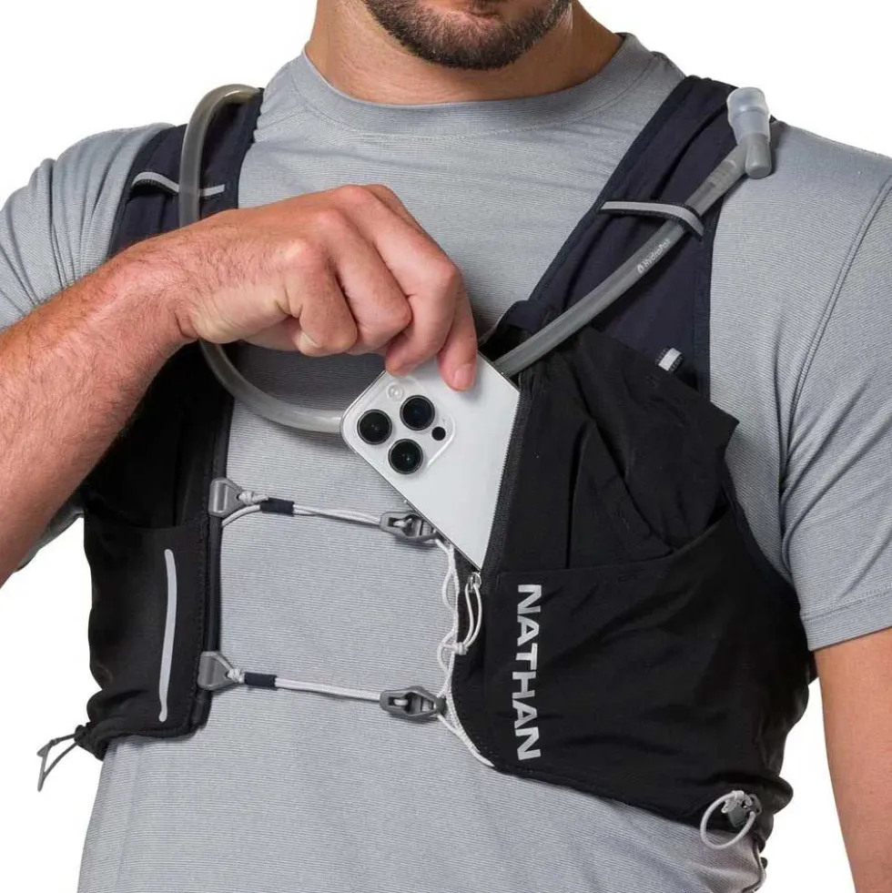 Nathan Sports Pinnacle Pro Hydratatie Race Vest - 12L - black/reflective silver