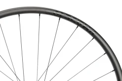 Newmen Phase 30 XC Voorwiel - 29" | Carbon | Hookless | 6 Gaten - 15x110mm