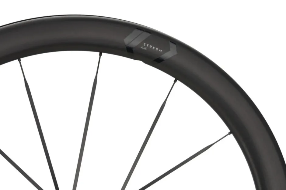 Wielen En Wielsets < Newmen Streem Allround VONOA Wielset - 28" | Carbon | Clincher | Centerlock - 12x100mm | 12x142mm - Shimano HG