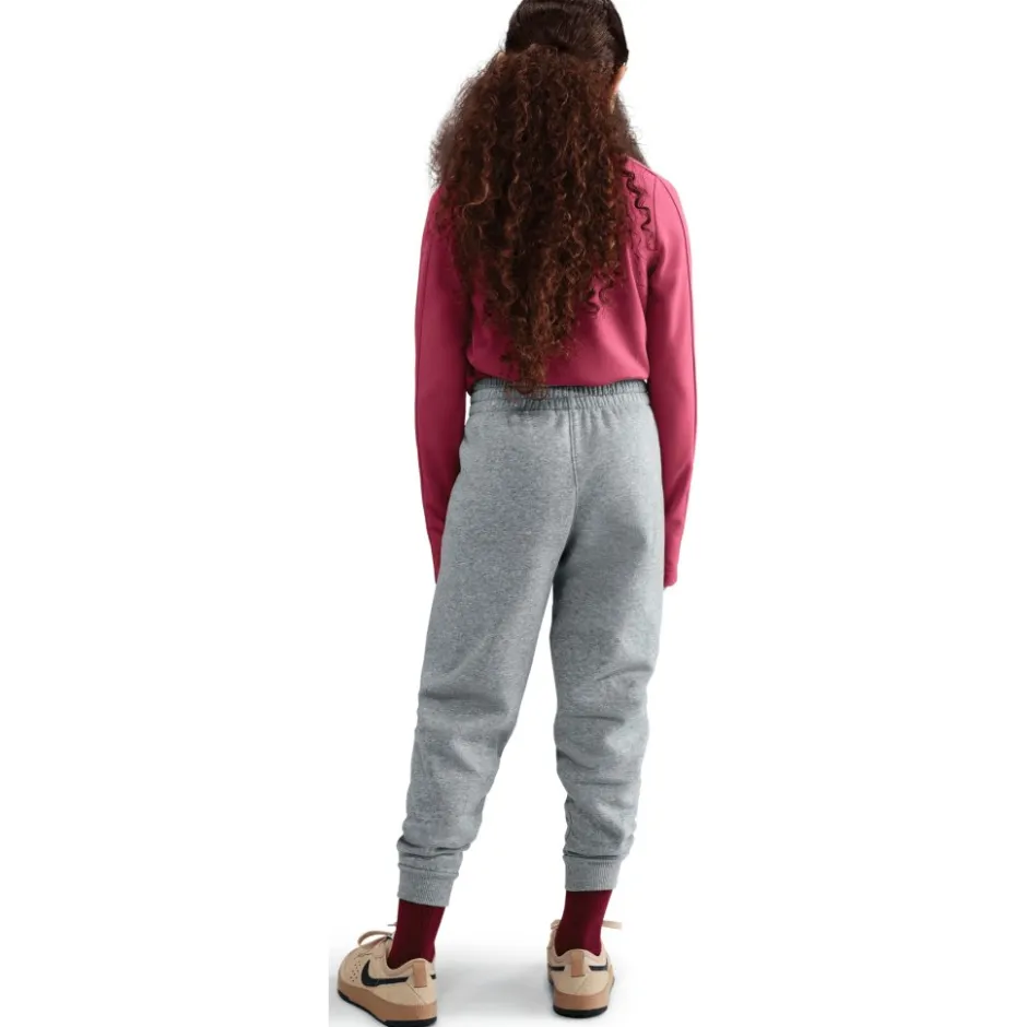 Broeken & Rokken < Nike portwear Club Fleece Joggingbroek Kinderen - dark grey heather/bae grey/black HV0393-063