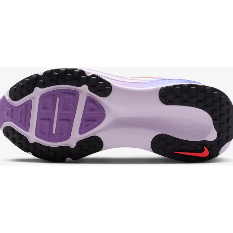 Hardloopschoenen Voor Op De Weg|Schoenen < Nike Vomero 18 Hardloopschoenen Dames - white/violet mist/sapphire/hot lava HM6804-112