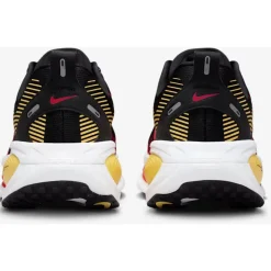 Nike Vomero 18 Hardloopschonen Heren - black/light crimson/topaz gold//bright crimson HM6803-016