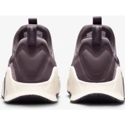 Fitness Schoenen|Schoenen < Nike Free Metcon 6 Fitnessschoenen Dames - light violet ore/violet ore/chalk/tattoo FJ7126-200