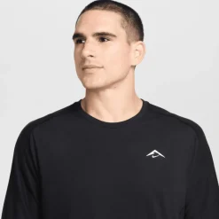 T-Shirts En Tops < Nike oar Chae Dri-FIT ADV Hardoophirt Heren - back/uit white HJ3580-010