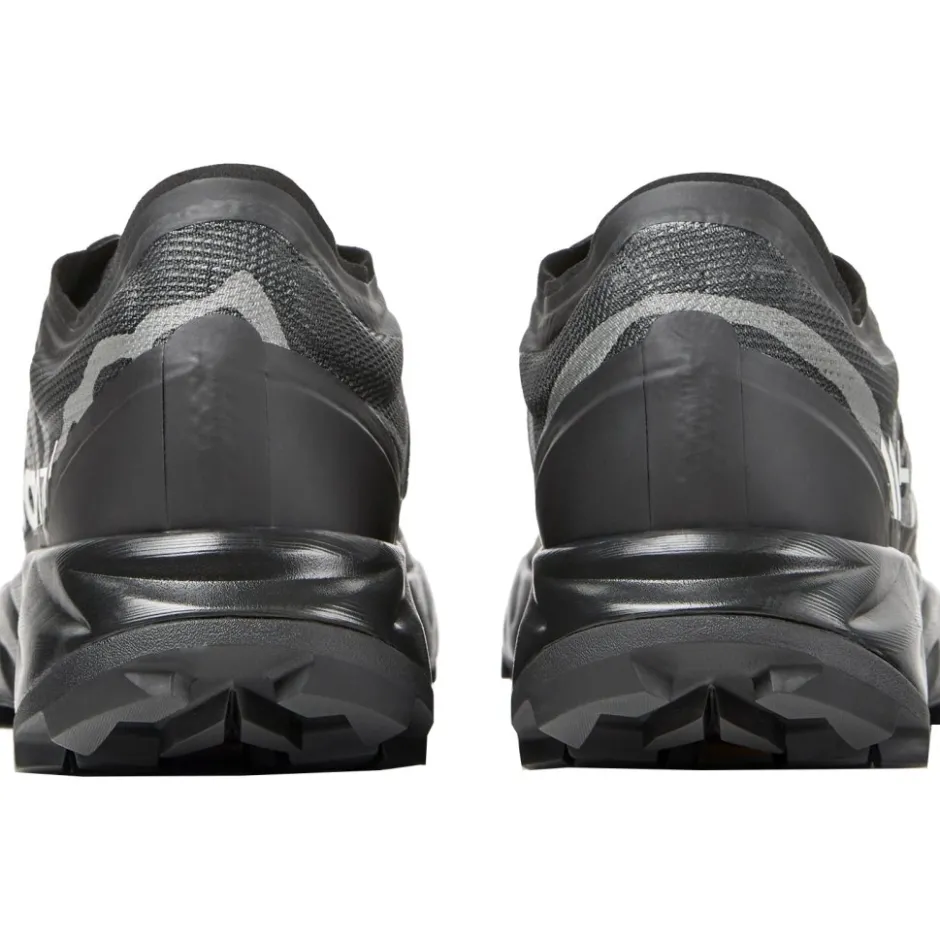 Schoenen|Trailrunning Schoenen < NNormal Kjerag Brut Trail Running Schoenen - Zwart