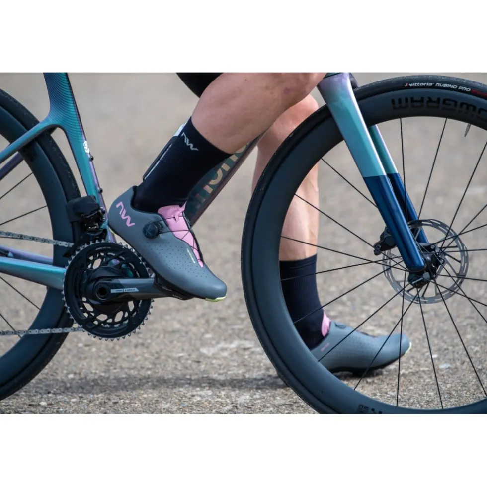 Northwave Sonic Plus Racefietsschoenen - zwart/light grey 120
