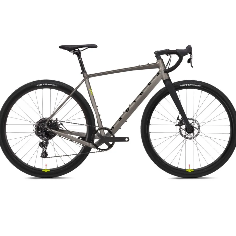 Gravelbikes Bikepacking < NS Bikes RAG+ 3 - Grave Bike - 2024 - raw