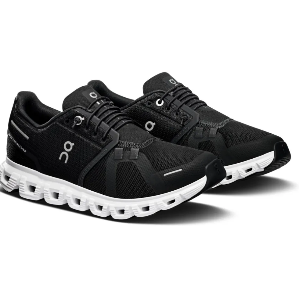 On Cloud 6 Schoenen Dames - Breed - Zwart | Wit