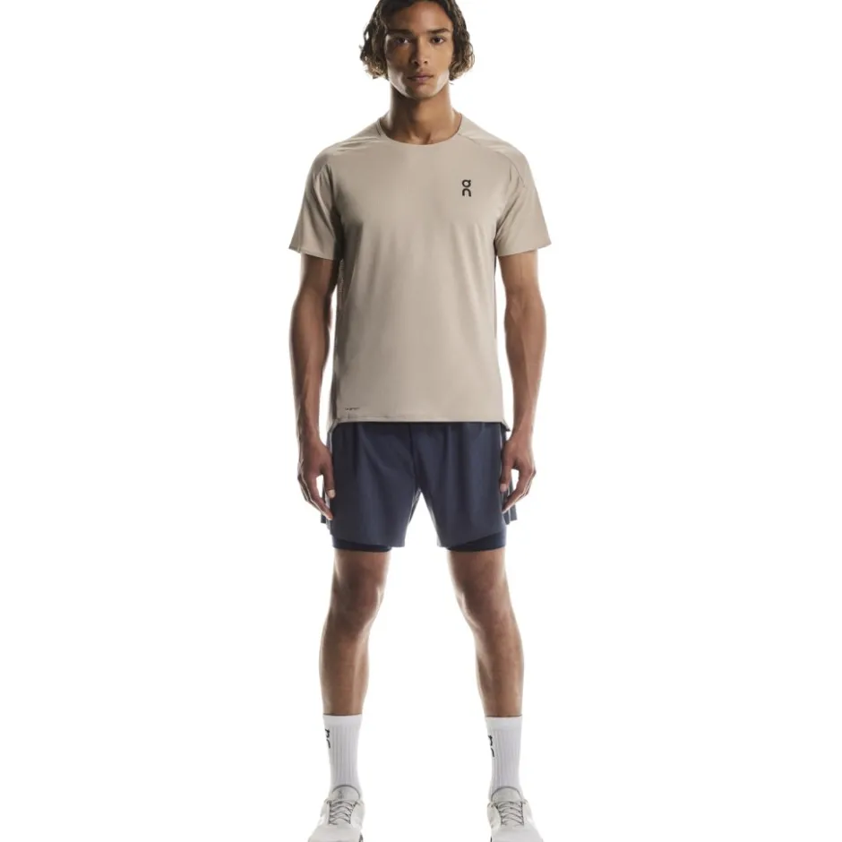 T-Shirts En Tops < On Running On Perforance-T Hardoophirt Heren - Deert | Cinder