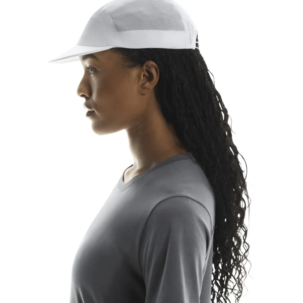 On Ultra Cap - Wit