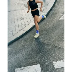 Hardloopschoenen Voor Op De Weg|Schoenen < On Running On Cloudrunner 3 Hardloopschoenen dames - Breed - White | Ivory