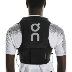 On Ultra Trailvest Pro - Zwart