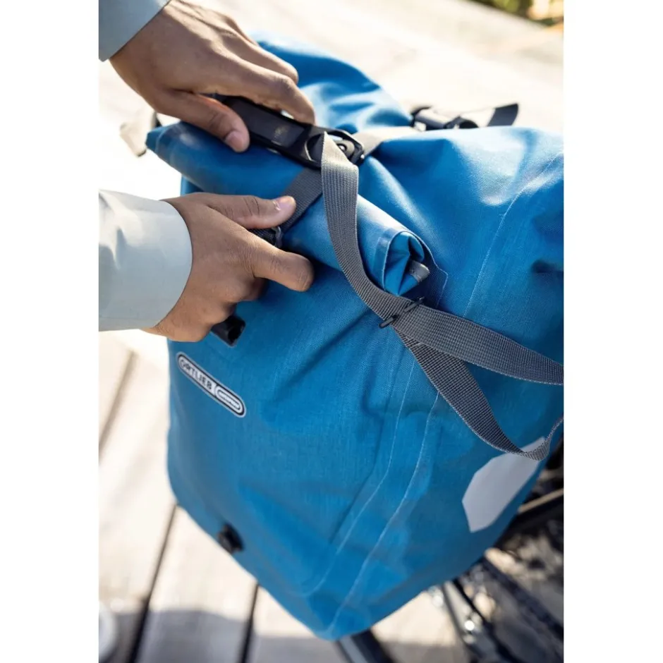 Bagagedragertassen < ORTLIEB Back-Roller Plus - QL2.2 Fietstas - 20+3L - zwart