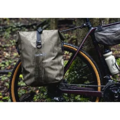 Bagagedragertassen < ORTLIEB Gravel-Pack Single QL3.1 Fietstas - 14.5L - dark sand