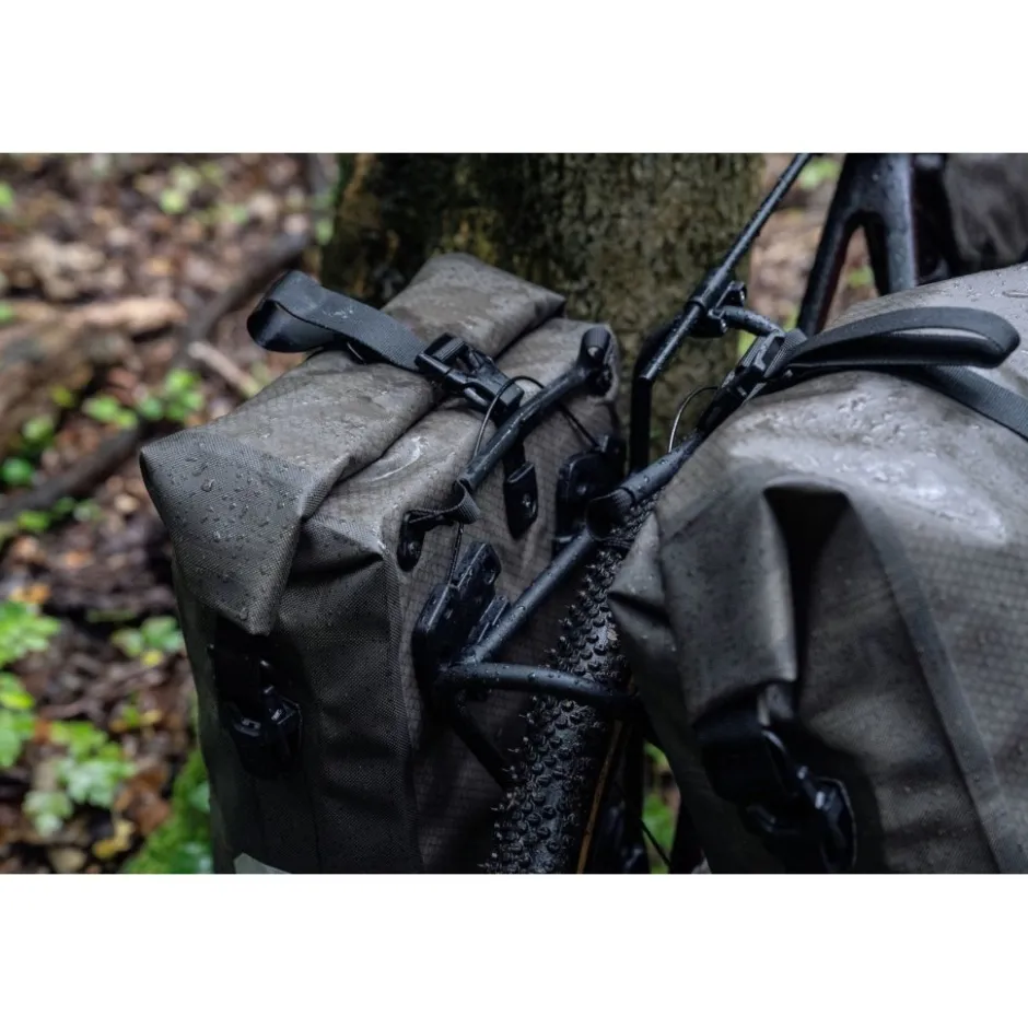 Bagagedragertassen < ORTLIEB Gravel-Pack Single QL3.1 Fietstas - 14.5L - dark sand