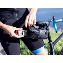 Zadeltassen < ORTLIEB Micro Zadeltas - 0.5L - zwart mat
