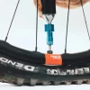 Co² Pompen < Peaty's Holeshot CO2 Tyre Inflator Kit - MTB (25g) - Violet