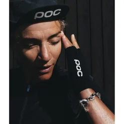 POC Essential Short Glove - 1002 Uranium Black
