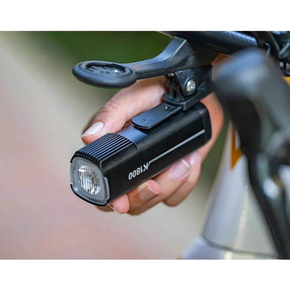 Ravemen K1800 Fietslamp Vooraan - Zwart