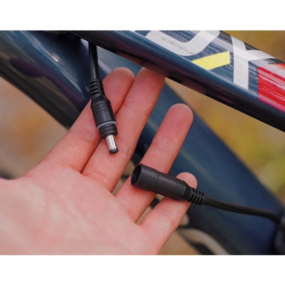 Ravemen XR6000 Fietslamp Vooraan - Zwart
