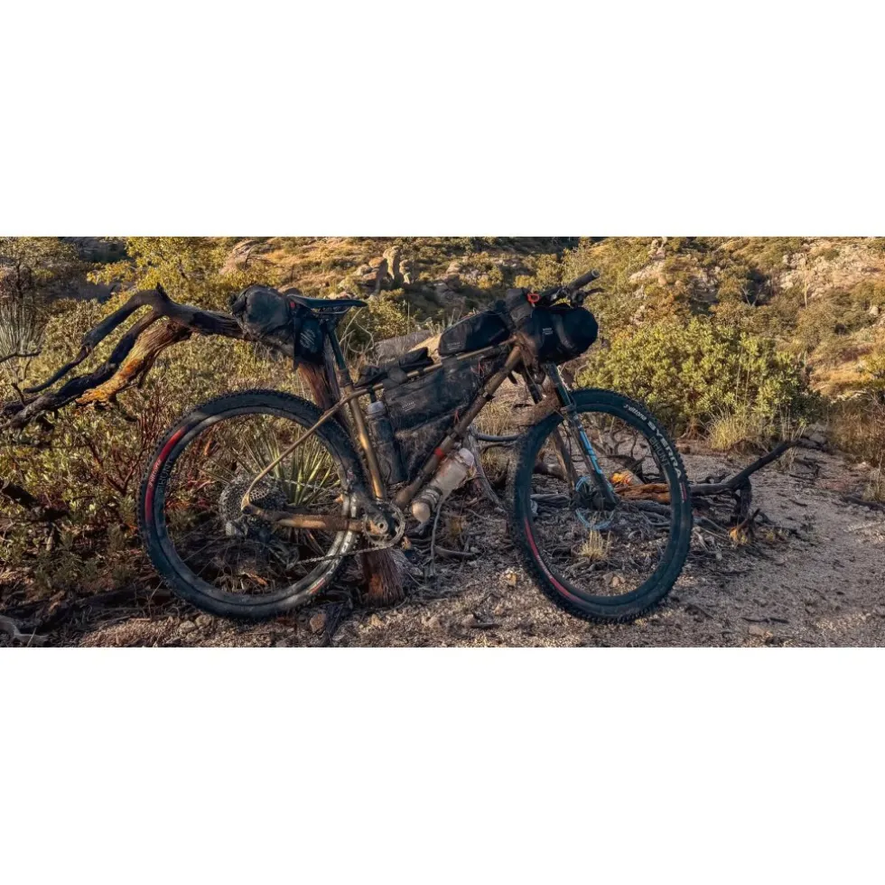 Restrap Adventure Race Bovenbuis Tas - 1.2L - zwart