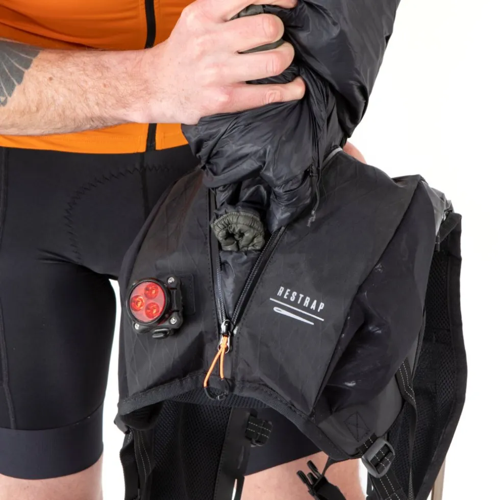 Restrap Adventure Race Vest met Drinksysteem - S/M - zwart