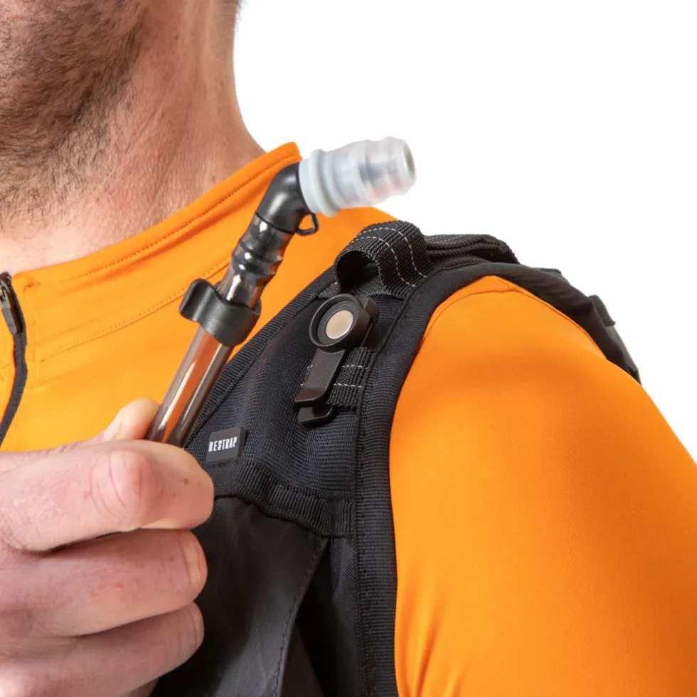 Restrap Adventure Race Vest met Drinksysteem - S/M - zwart