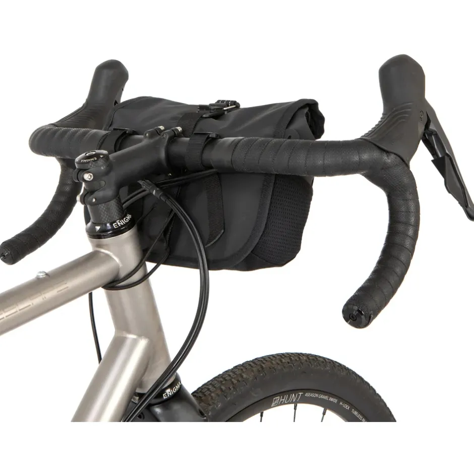 Stuurtassen < Restrap Rolltop Canister Bag - 4L - black