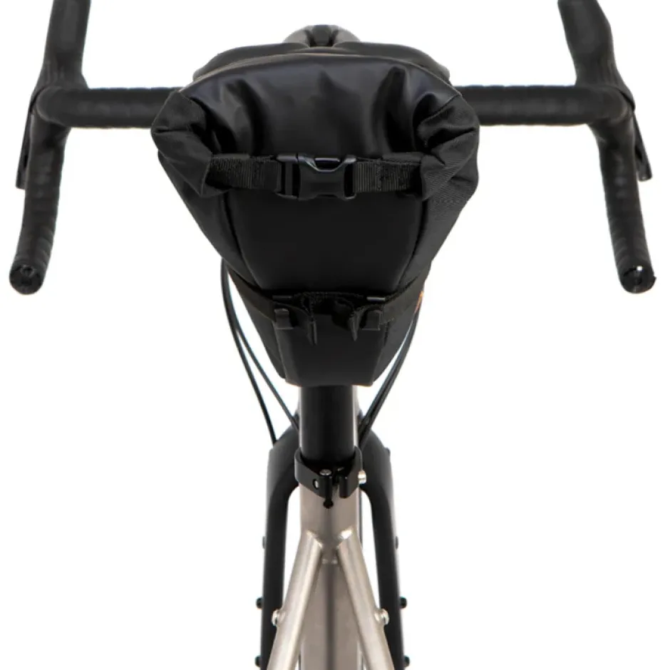 Zadeltassen < Restrap Zadeltas - 2.5L - black