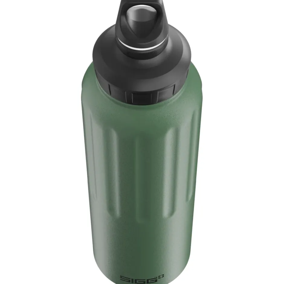 Outdoor Flessen & Thermosflessen < SIGG WMB Traveller Drinkfles 1.5L - Leaf Green Touch