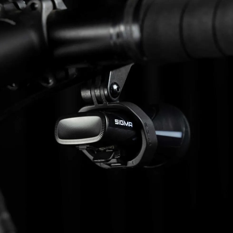 SIGMA Aura 100 Set / Blaze Link - Fietslamp Vooraan + Fietslamp Achteraan - zwart