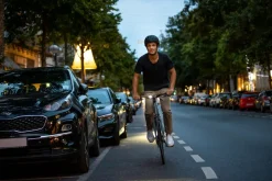 Voorlampen|Verlichting < Sigma Sport SIGMA Aura 30 Voorlamp