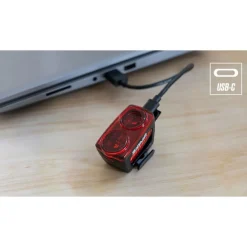 SIGMA Buster 1100 Fietslamp Vooraan + RL 150 Remlicht