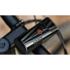 SIGMA Buster 1600 Fietslamp Vooraan