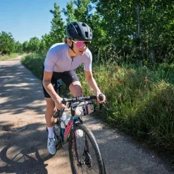 Gravelhelmen < Smith Triad IP He - atte Ah / Roa