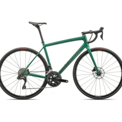 Endurance Racefietsen < Specialized AETHOS COMP - Shimano 105 Di2 - Carbon Racefiets - 2024 - gloss metallic pine green / smoke