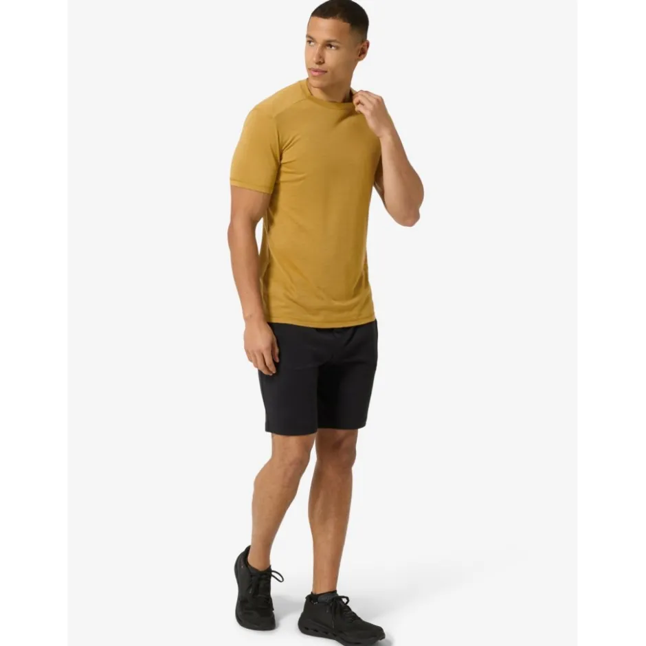 T-Shirts & Tops < SUPER.NATURAL Essentia T-Shirt Heren - Dried Tobacco