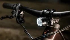 Voorlampen|Verlichting < Supernova MINI 3 PRO Voorlamp
