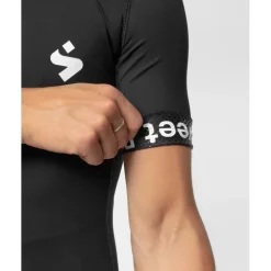 SWEET Protection Crossfire Fietsshirt met Korte Mouwen Heren - Zwart
