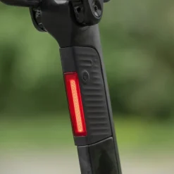 Syncros Campbell 20 Aero iL Veiligheidslamp - zwart