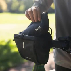 Stuurtassen < Thule Chasm 2L Stuurtas - Zwart