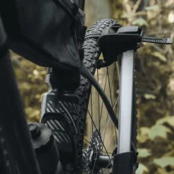 Fietsendragers < Thule Epos Fietsdrager achterkant - 2 Fietsen - Black