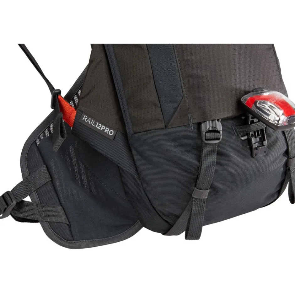 Drinkrugzakken < Thule Rail Pro 12L Hydration Backpack - Obsidian