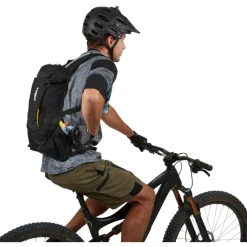 Thule Vital DH 8L Hydration Backpack - black